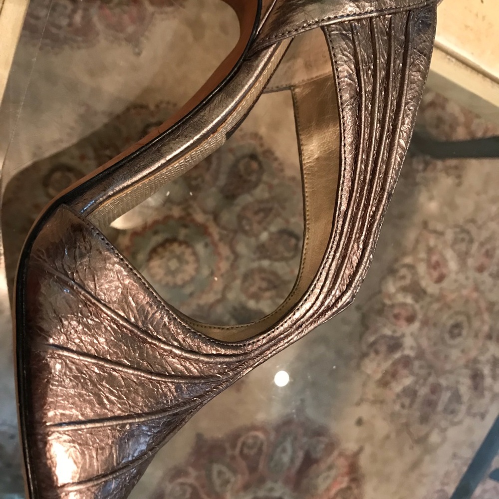Shoes - Picture 4 of 4